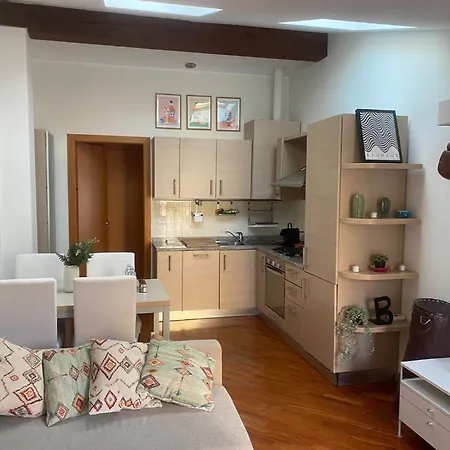 Apartamento Perla Di Nolo - - Luxury Sleeps 4