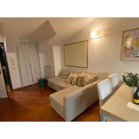 Perla Di Nolo - - Luxury Sleeps 4 Milan